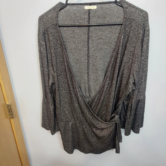 Maurice’s wrap sweater gray bell sleeves adjustable XL soft - Picture 1 of 9